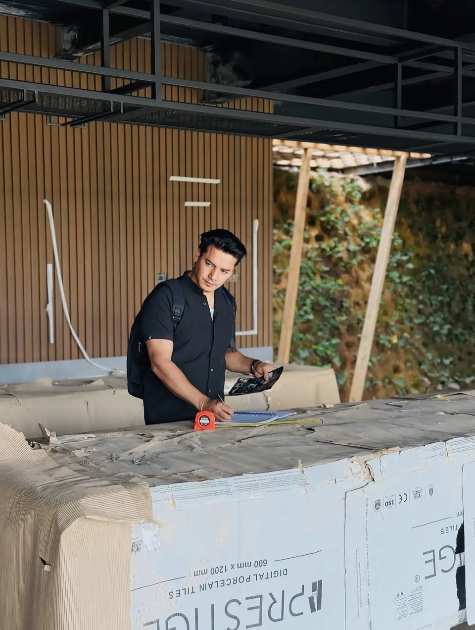 Técnico de Decorblue en una instalación
